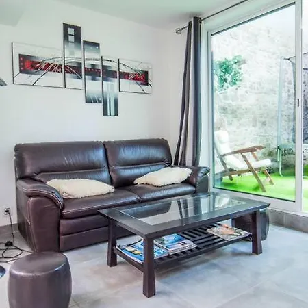 Appartement Avec Jardin Interieur 4 Pers Centre Ville Nemours Buitenkant foto